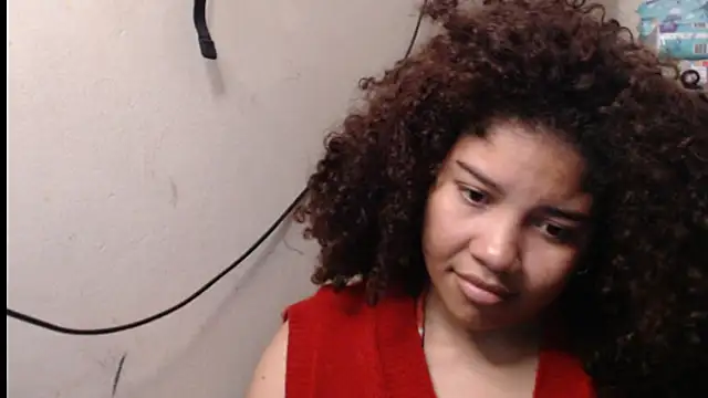 Snapshot of madelene chatting on 04-07-26, 12:11 madelene online show from 04-07-26, 12:11