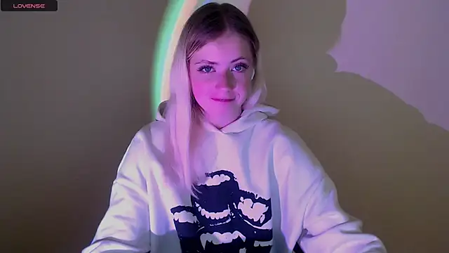 AliceHotty  online show from 09-29-25, 12:43