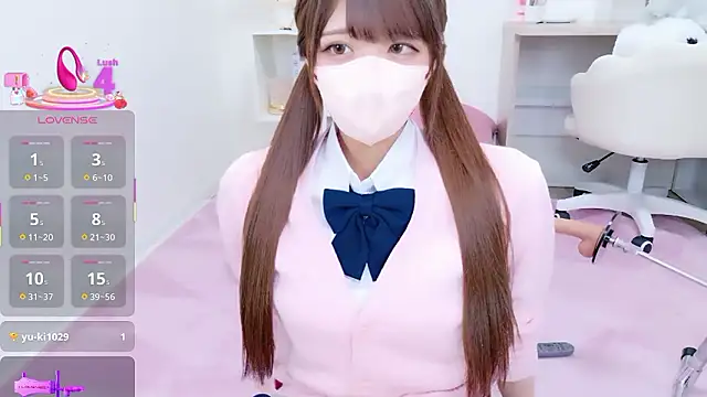 Reina Fcup online show from 12-21-25, 10:22