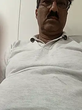 moonflower25 online show from 10-24-25, 06:43