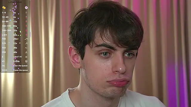 Snapshot of fordenisk chatting on 10-29-25, 01:24 fordenisk online show from 10-29-25, 01:24