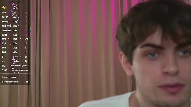 Snapshot of fordenisk chatting on 10-31-25, 02:29 fordenisk online show from 10-31-25, 02:29