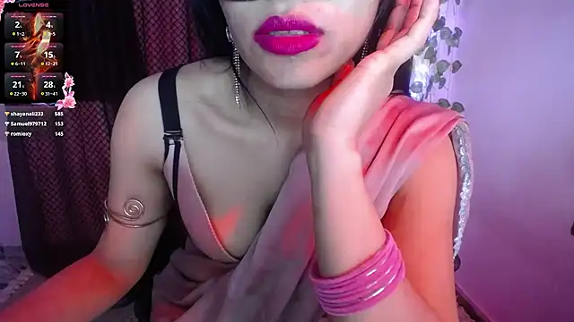 Snapshot of heyy_kiran chatting on 03-08-26, 02:04 heyy kiran online show from 03-08-26, 02:04