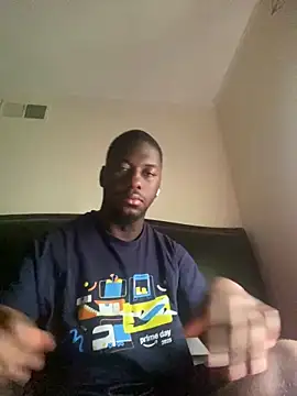Snapshot of ThickDic28 chatting on 06-18-26, 12:53 ThickDic28 online show from 06-18-26, 12:53