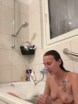 Emilia Mausi online show from 09-20-25, 06:53