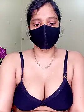 Rose-luckey online show from 05-08-26, 01:38