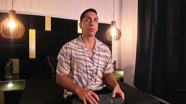 Lucio  Fox online show from 05-06-26, 11:48