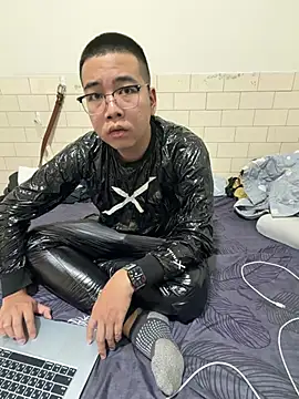 gary0213 online show from 06-25-26, 07:46