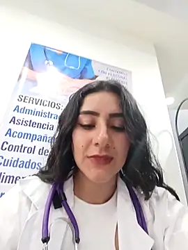 CAROLINE  07 online show from 05-11-26, 04:04