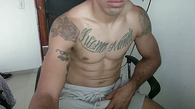 Snapshot of mckanna chatting on 10-01-25, 01:50 mckanna online show from 10-01-25, 01:50