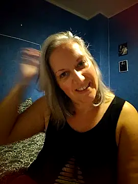 Feelineducentre online show from 09-21-25, 08:10