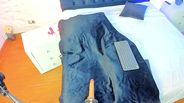 VeroHands online show from 10-04-25, 01:09