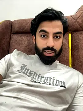 hottestboy03 online show from 10-15-25, 08:14