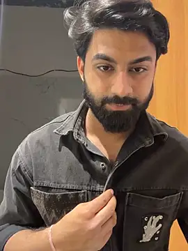 hottestboy03 online show from 02-07-26, 09:57