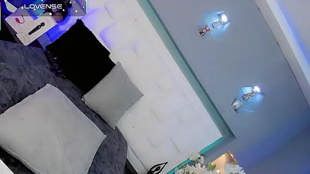 Snapshot of Ariia-janee chatting on 02-16-26, 05:03 Ariia-janee online show from 02-16-26, 05:03