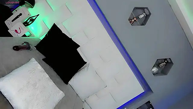 Snapshot of Ariia-janee chatting on 02-21-26, 05:08 Ariia-janee online show from 02-21-26, 05:08