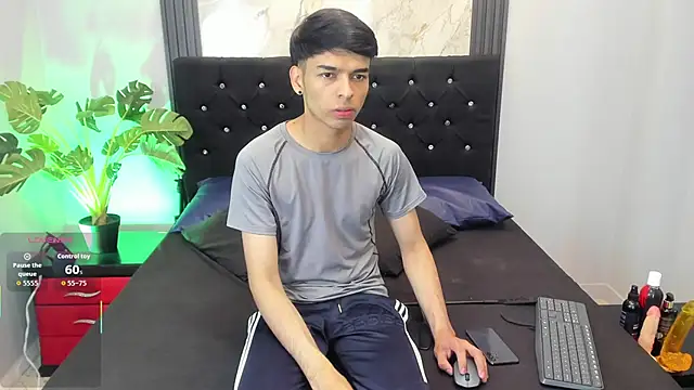 OnlyJos online show from 09-27-25, 08:14