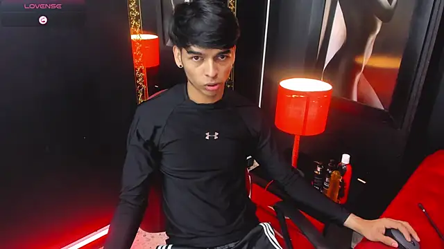 OnlyJos online show from 10-07-25, 06:49