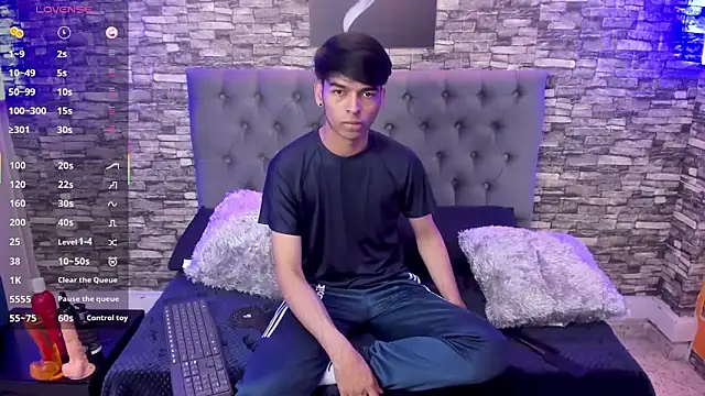 OnlyJos online show from 10-09-25, 07:45