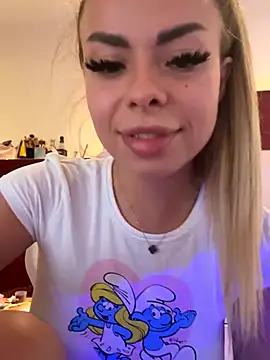 SerraVondeee online show from 10-05-25, 02:15