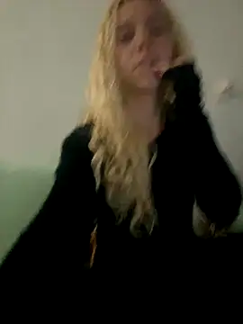 Snapshot of Bruna551 chatting on 11-14-25, 03:27 Bruna551 online show from 11-14-25, 03:27