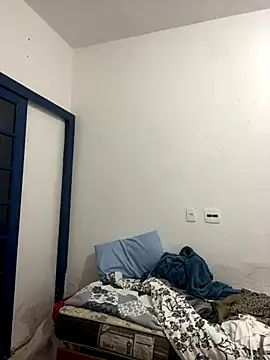 Bruna551 online show from 12-17-25, 04:02