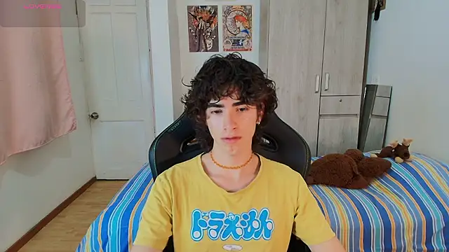 Nude Boy18 online show from 01-16-26, 02:48