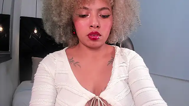 momo ayasse online show from 02-16-26, 03:24