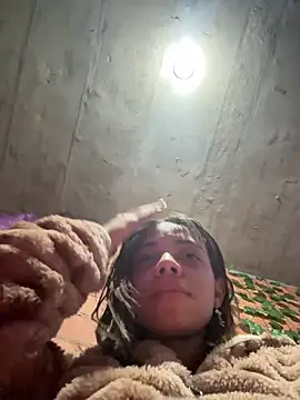 Snapshot of yumi_hanna chatting on 02-17-26, 04:31 yumi hanna online show from 02-17-26, 04:31