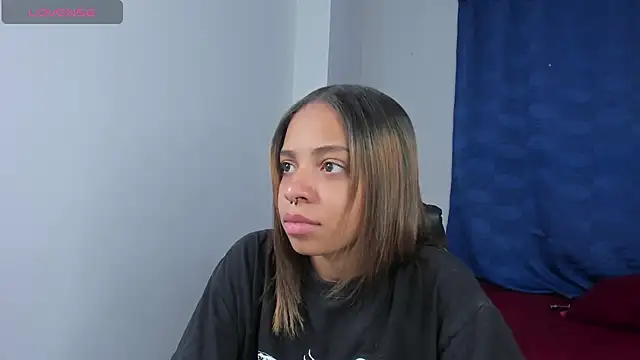 Snapshot of yumi_hanna chatting on 03-12-26, 03:12 yumi hanna online show from 03-12-26, 03:12