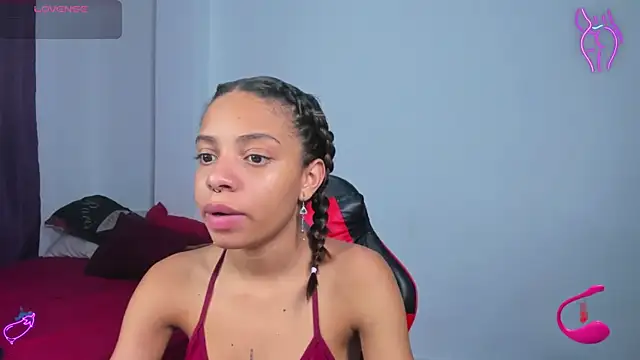 Snapshot of yumi_hanna chatting on 03-28-26, 02:33 yumi hanna online show from 03-28-26, 02:33