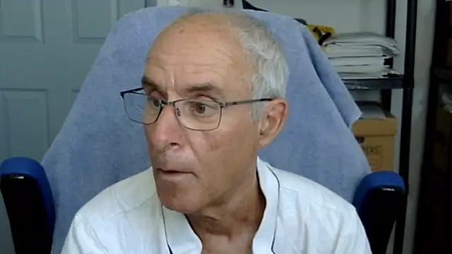 funone1999 online show from 04-07-26, 06:19