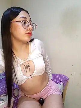 StefaniaFoxx  online show from 05-07-26, 05:24