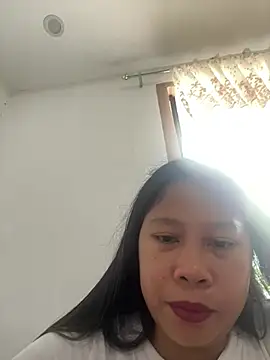 Snapshot of Pilipinalyn23 chatting on 08-10-26, 01:09 Pilipinalyn23 online show from 08-10-26, 01:09