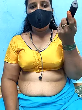 Snapshot of Tamil_Sweety chatting on 09-21-25, 11:39 Tamil Sweety online show from 09-21-25, 11:39