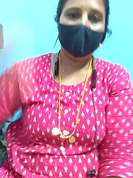 Snapshot of Tamil_Sweety chatting on 11-17-25, 04:35 Tamil Sweety online show from 11-17-25, 04:35