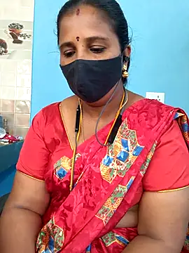 Snapshot of Tamil_Sweety chatting on 11-19-25, 01:49 Tamil Sweety online show from 11-19-25, 01:49