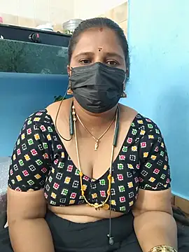 Snapshot of Tamil_Sweety chatting on 06-26-26, 03:55 Tamil Sweety online show from 06-26-26, 03:55