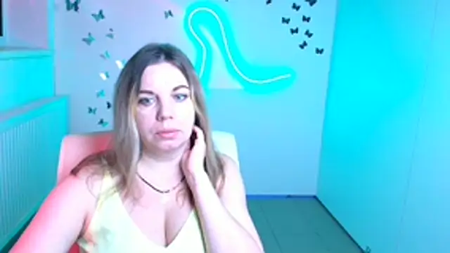 Jessica Amore online show from 10-30-25, 06:48