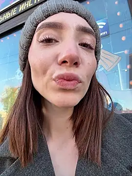 BallerinaCappuccino  online show from 10-08-25, 06:55