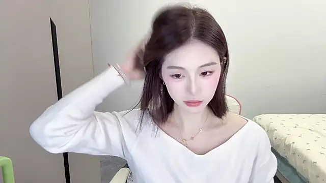 Cookie-oo online show from 10-10-25, 01:32