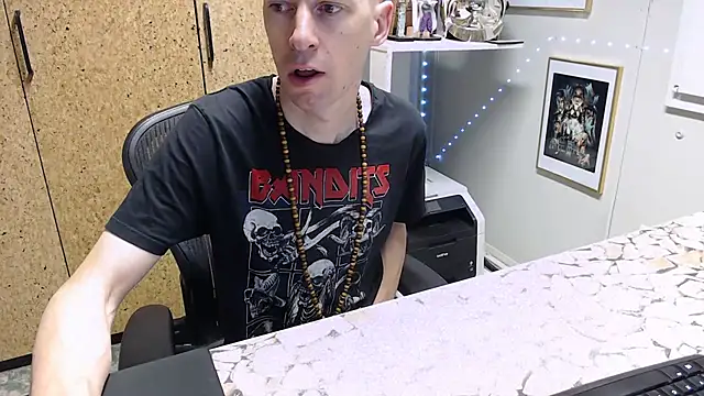 Snapshot of sakiramissy chatting on 03-30-26, 06:25 sakiramissy online show from 03-30-26, 06:25