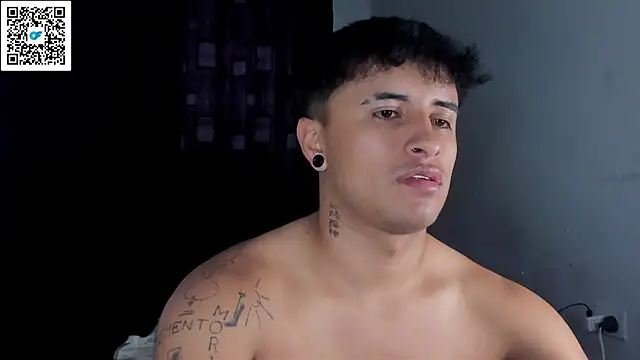 Snapshot of boylatin_7 chatting on 09-13-25, 06:18 boylatin 7 online show from 09-13-25, 06:18