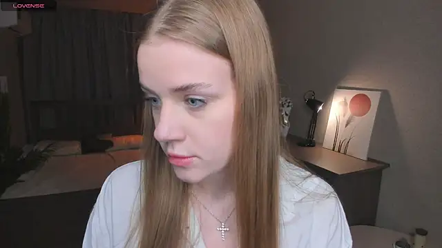 OdellaFrake online show from 12-03-25, 07:23