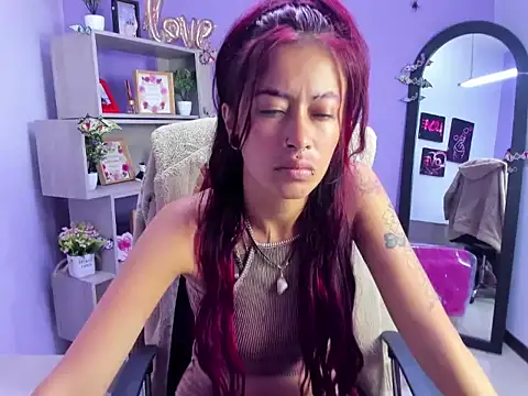 Snapshot of Kataleya_Luck chatting on 11-06-25, 03:29 Kataleya Luck online show from 11-06-25, 03:29