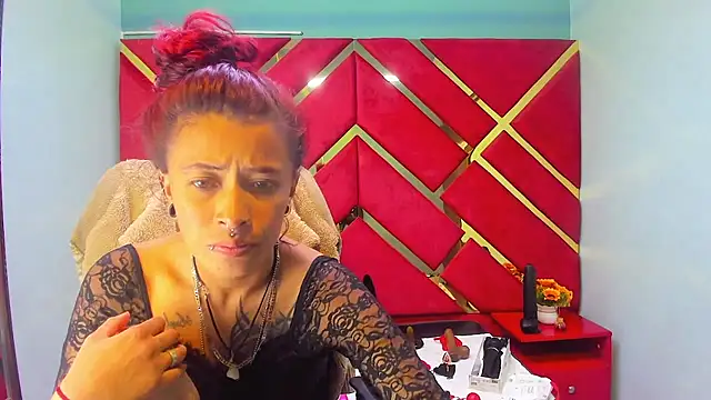 Snapshot of Kataleya_Luck chatting on 11-27-25, 03:19 Kataleya Luck online show from 11-27-25, 03:19