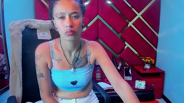 Snapshot of Kataleya_Luck chatting on 12-19-25, 03:57 Kataleya Luck online show from 12-19-25, 03:57