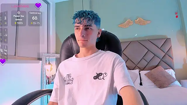 JaydenVillalobos online show from 09-11-25, 01:11
