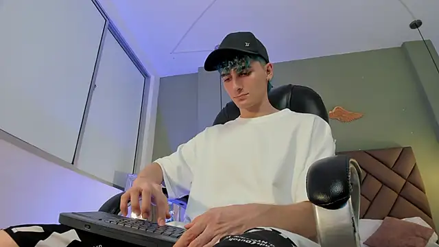 JaydenVillalobos online show from 09-14-25, 08:41