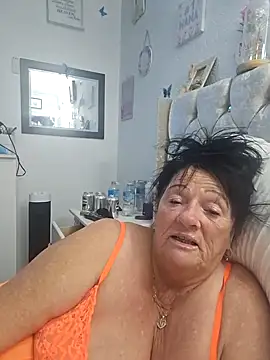 Snapshot of Angeldelightt chatting on 09-23-25, 09:18 Angeldelightt online show from 09-23-25, 09:18